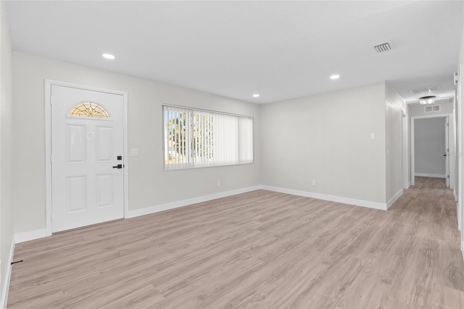 Image 6 of 43 For 10095 Nassau Court