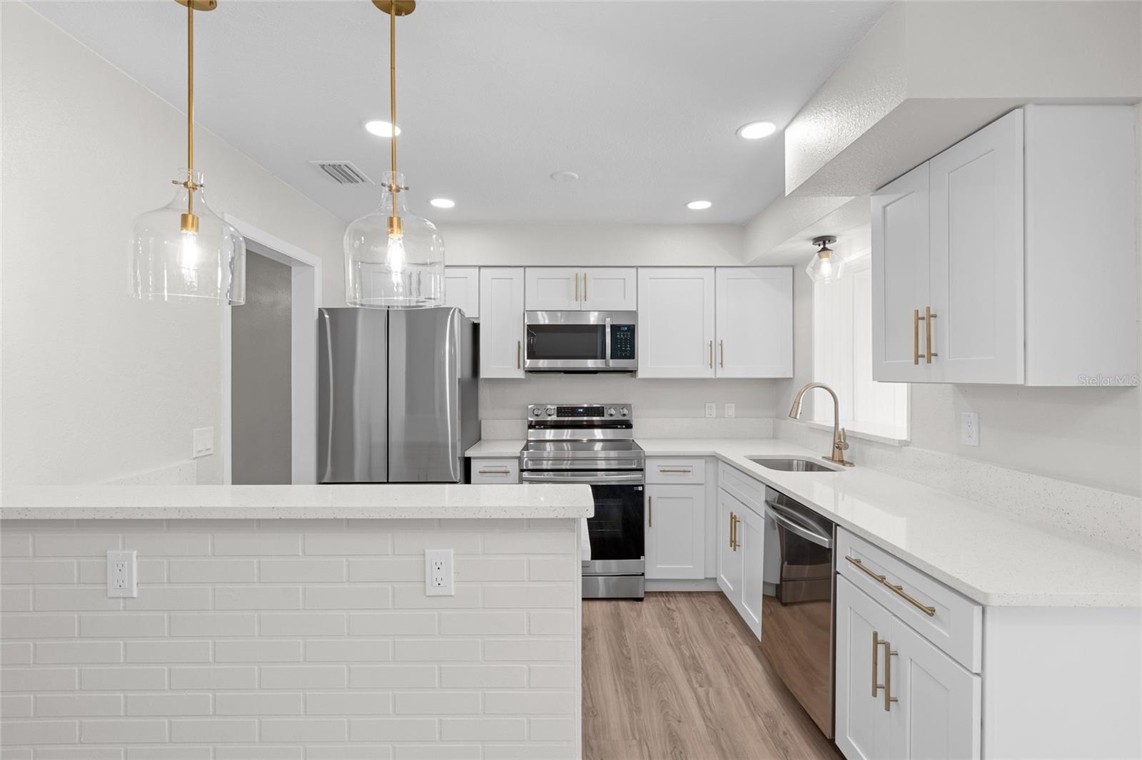 Image 9 of 43 For 10095 Nassau Court