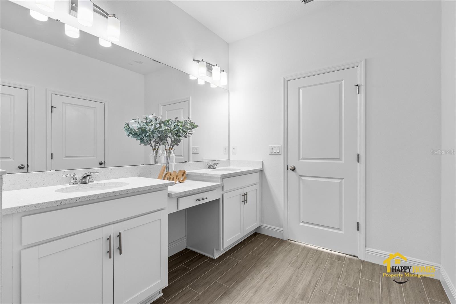 Image 16 of 47 For 19244 Allium Place