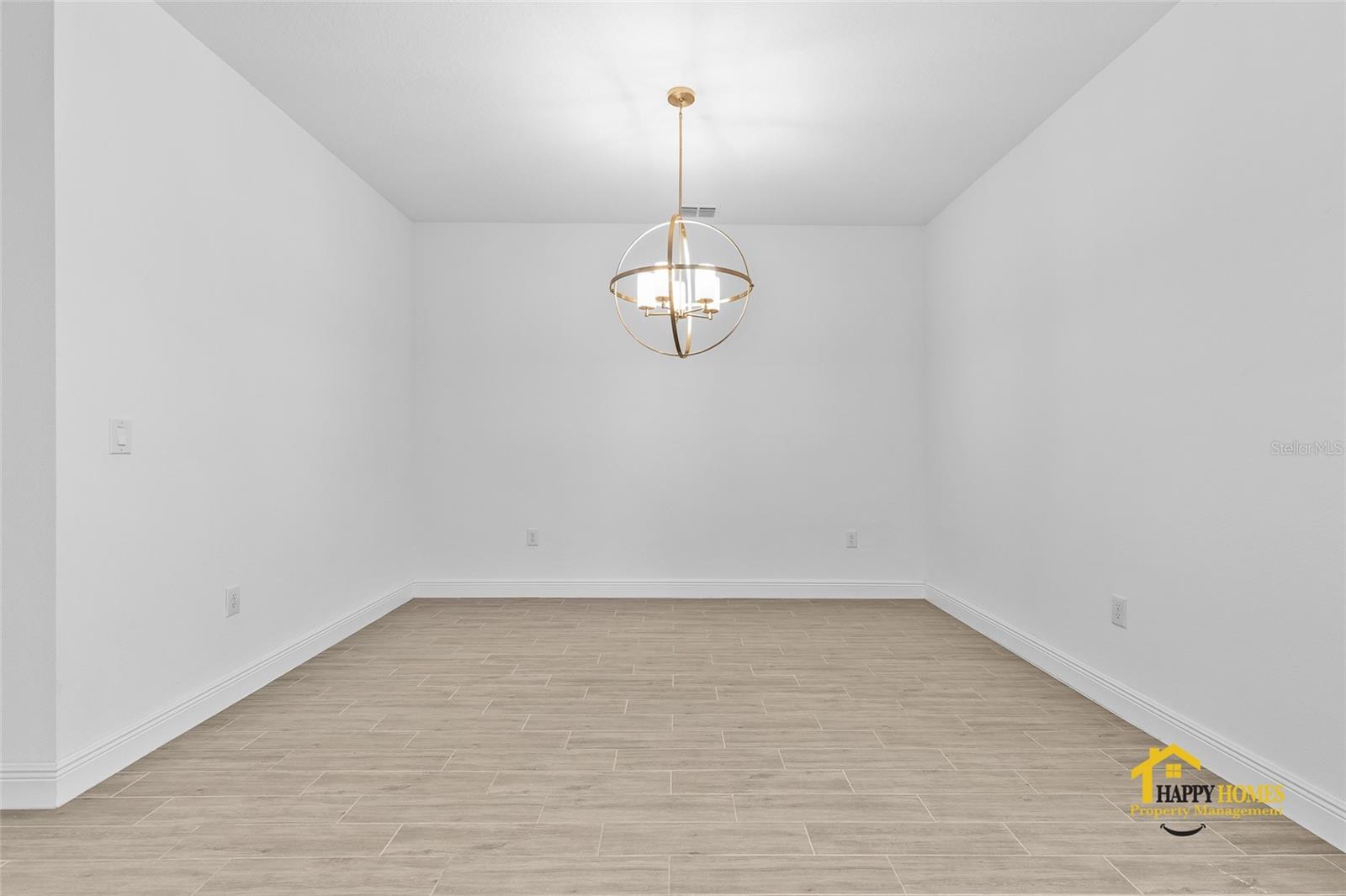 Image 28 of 47 For 19244 Allium Place