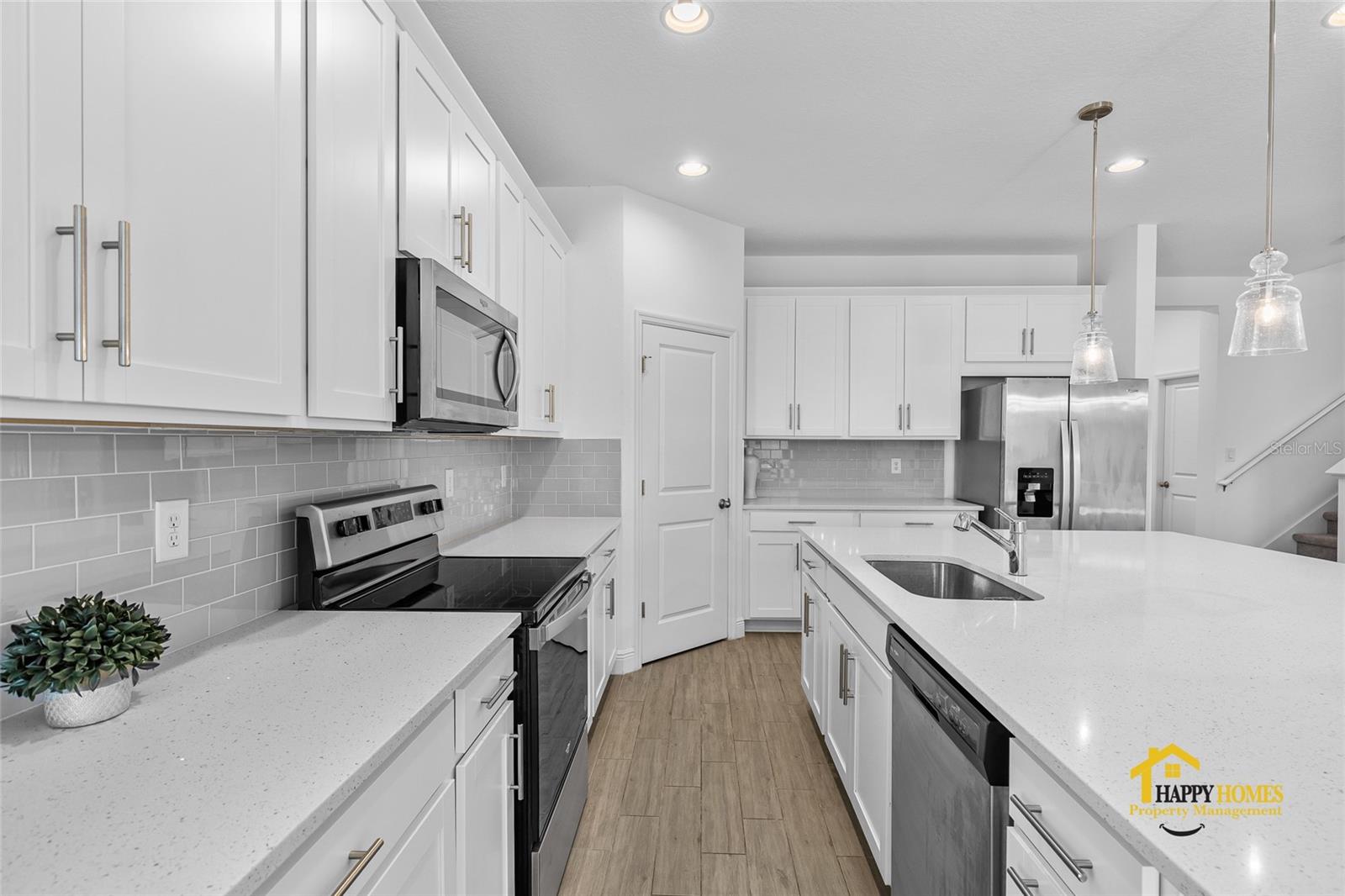 Image 3 of 47 For 19244 Allium Place