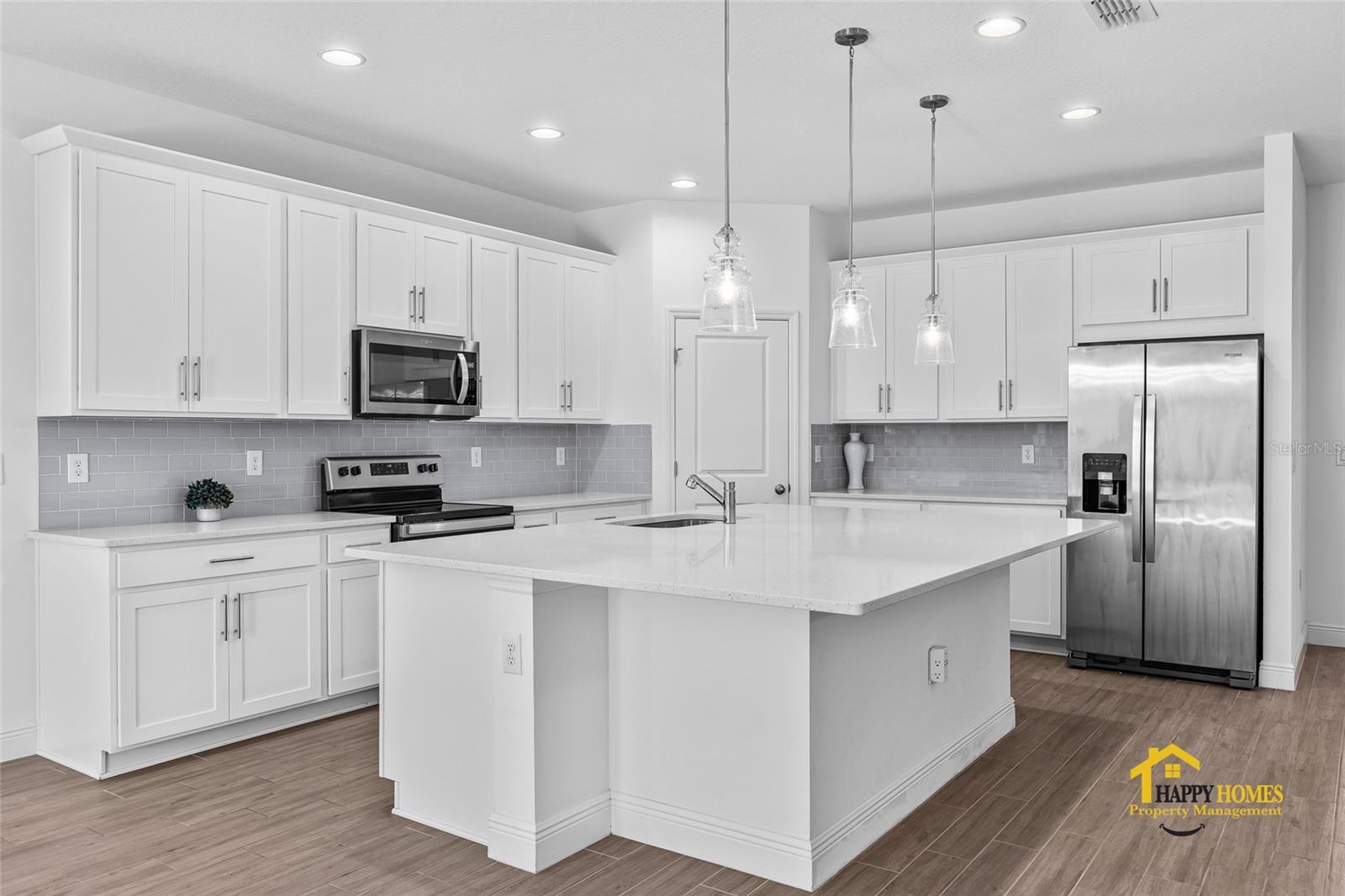 Image 5 of 47 For 19244 Allium Place