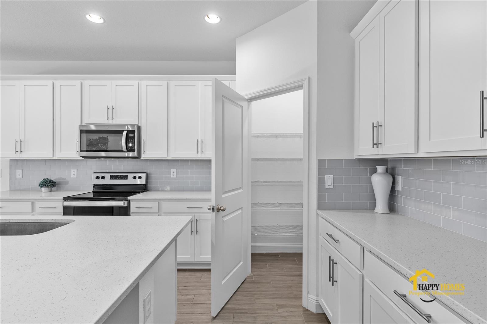 Image 8 of 47 For 19244 Allium Place