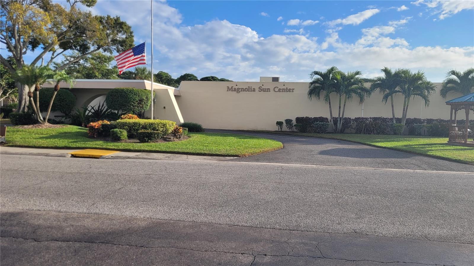 Image 15 of 23 For 5969 Terrace Park Drive N 305