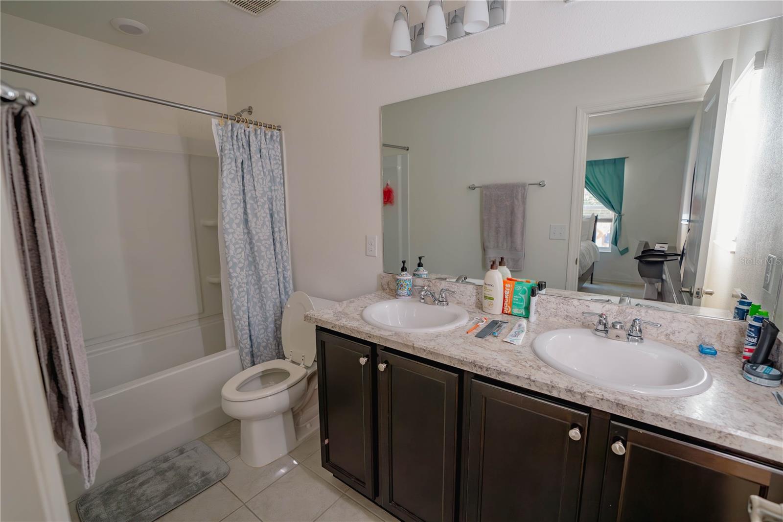 Image 10 of 32 For 10561 Laguna Plains Drive