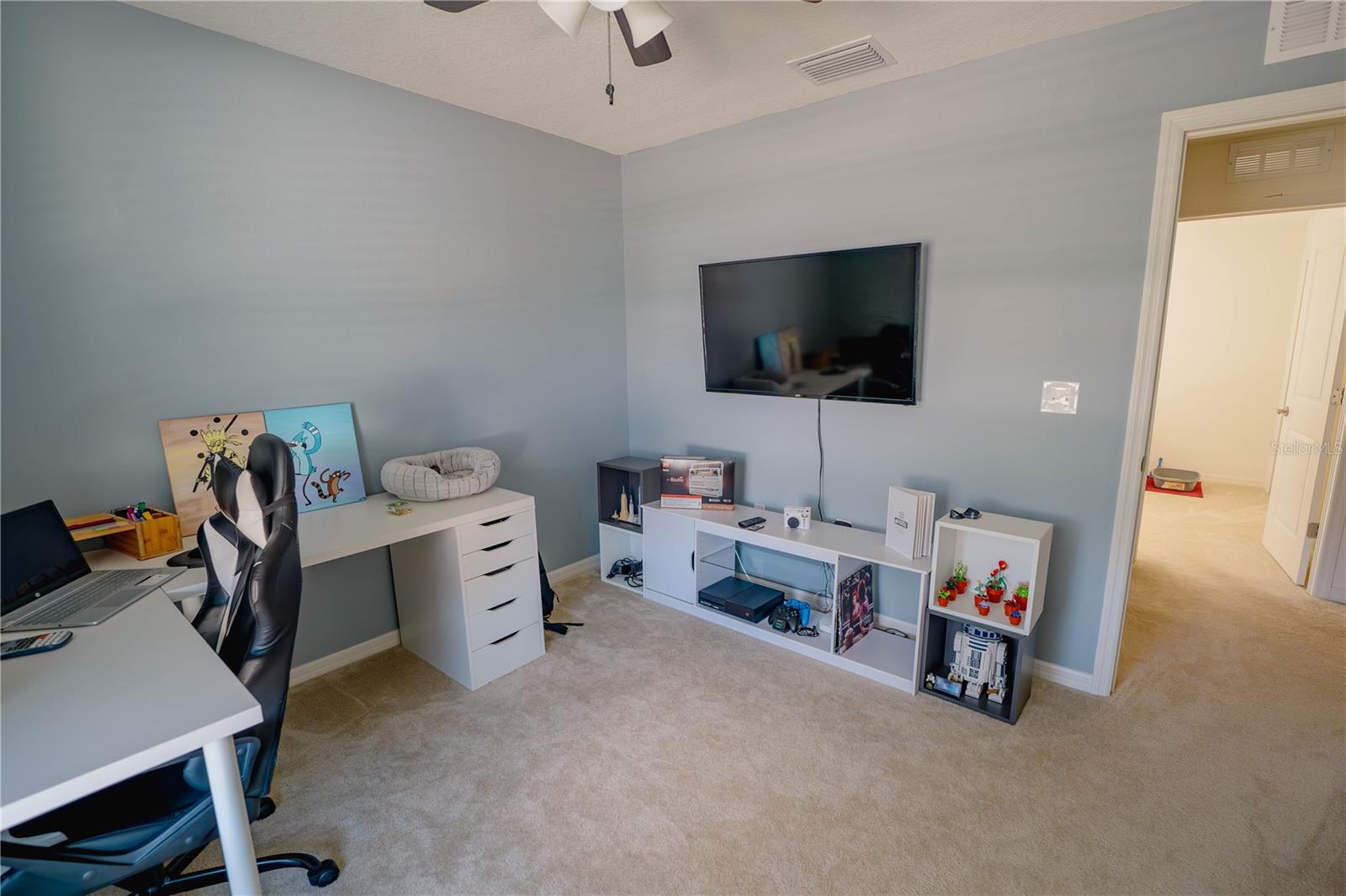 Image 16 of 32 For 10561 Laguna Plains Drive