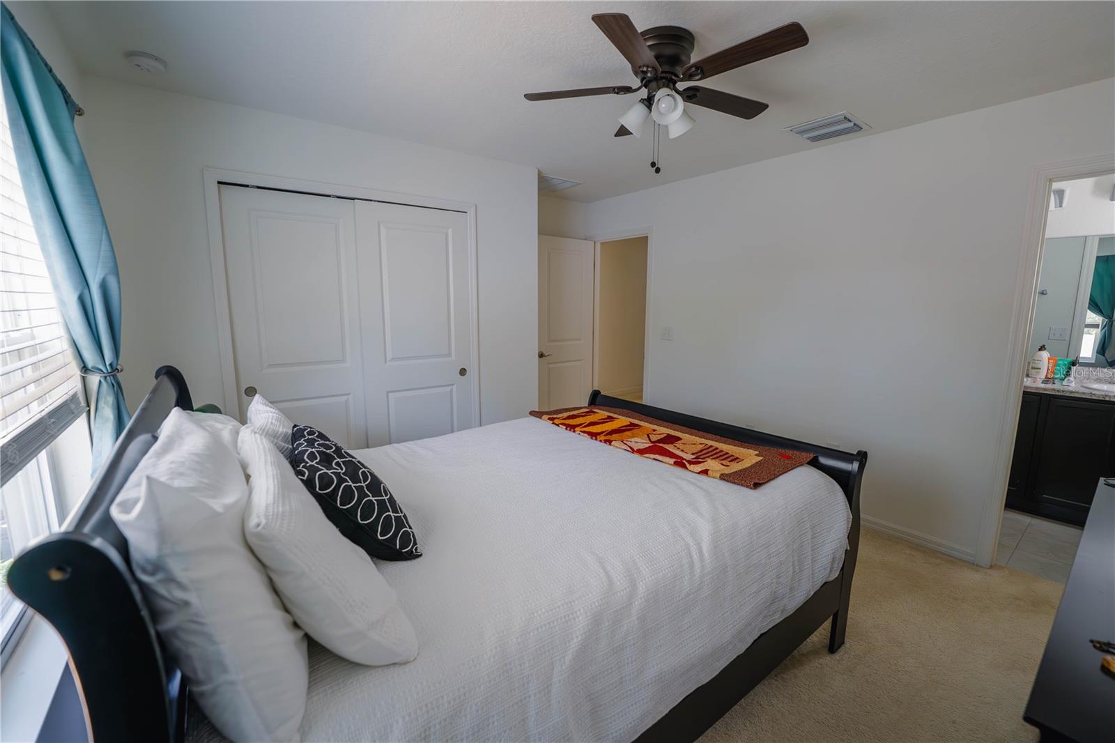 Image 18 of 32 For 10561 Laguna Plains Drive