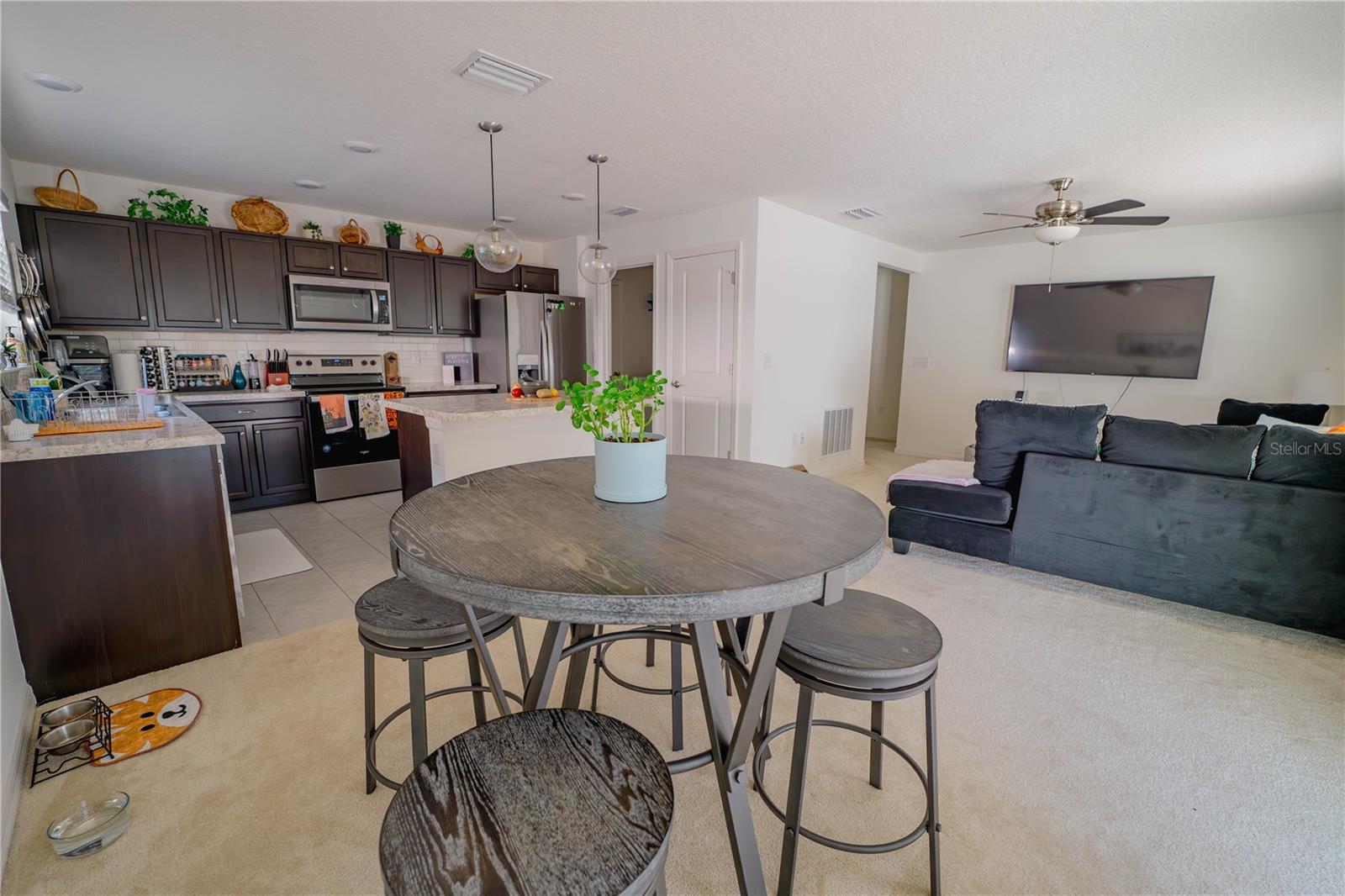 Image 19 of 32 For 10561 Laguna Plains Drive