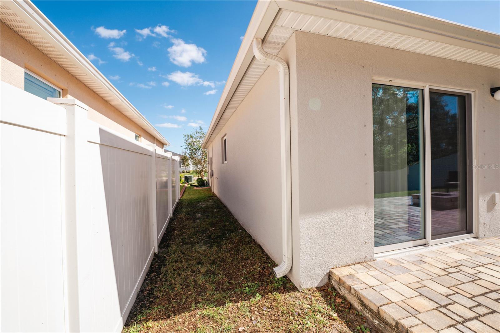 Image 26 of 32 For 10561 Laguna Plains Drive