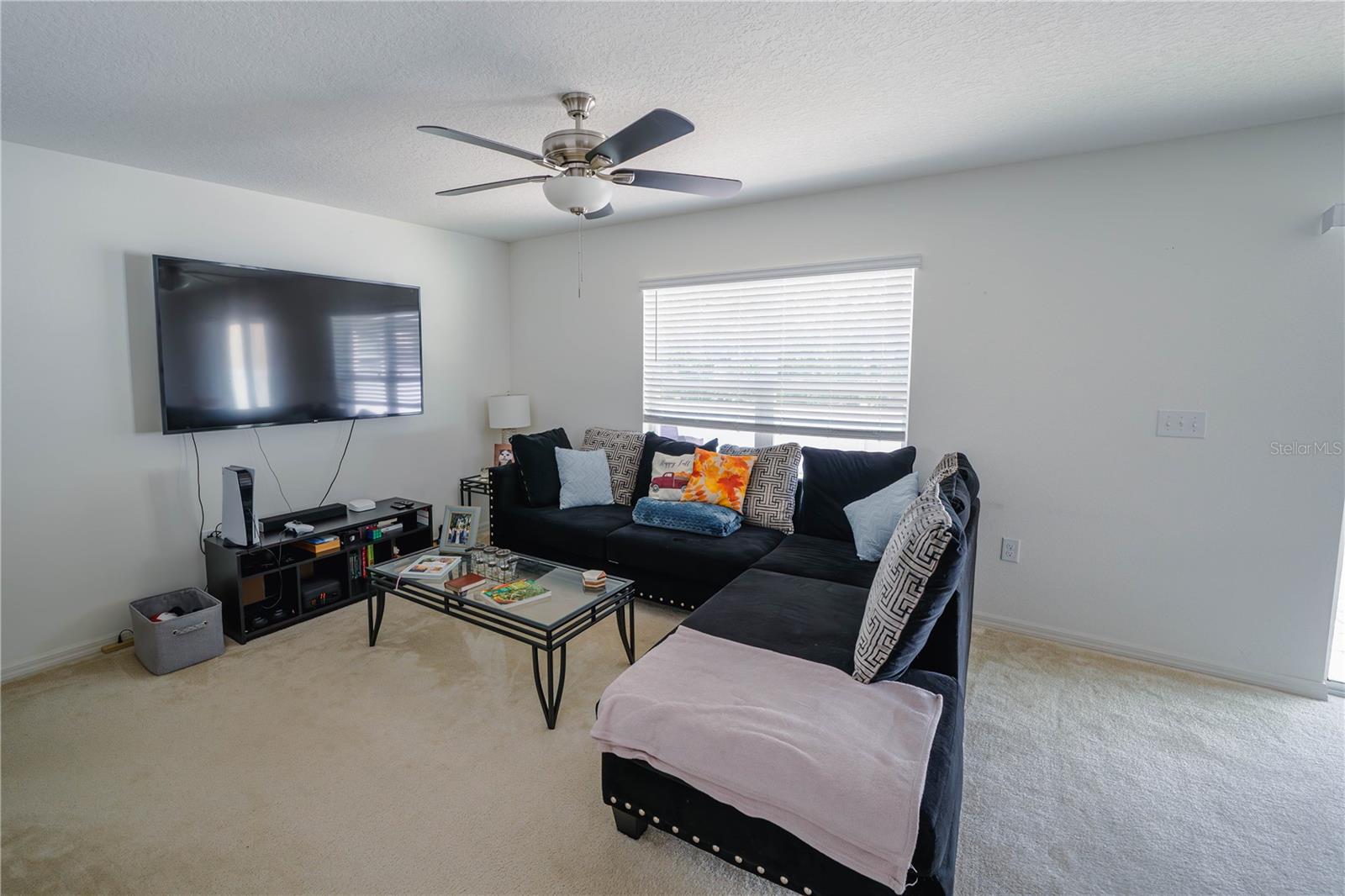 Image 3 of 32 For 10561 Laguna Plains Drive