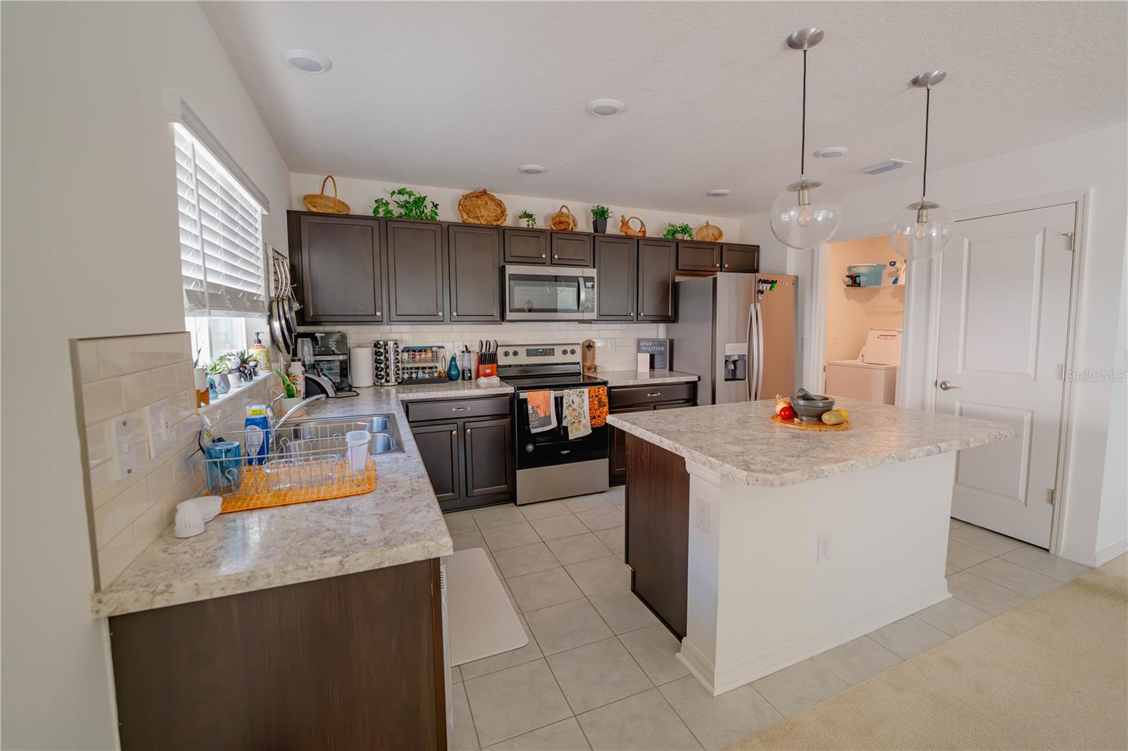 Image 6 of 32 For 10561 Laguna Plains Drive