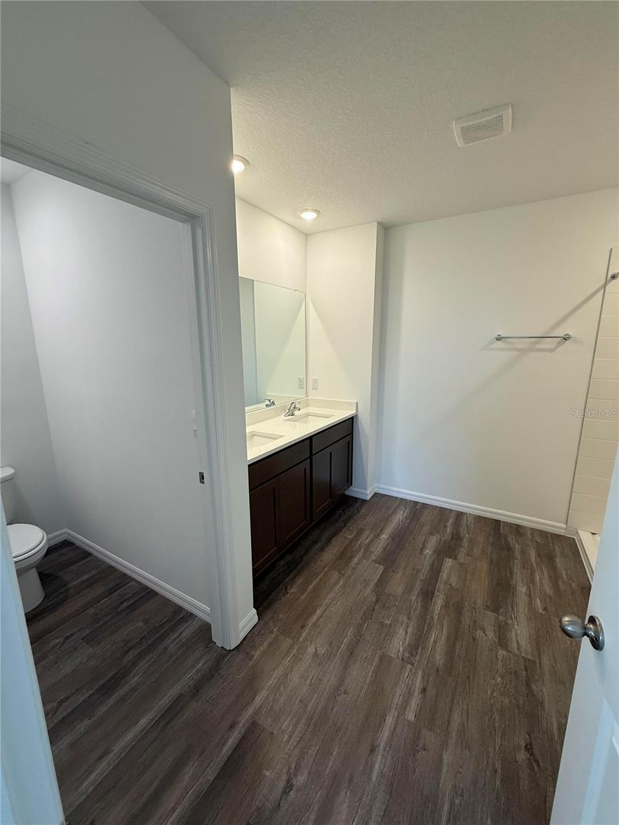 Image 15 of 33 For 32514 Weathered Oak D Drive