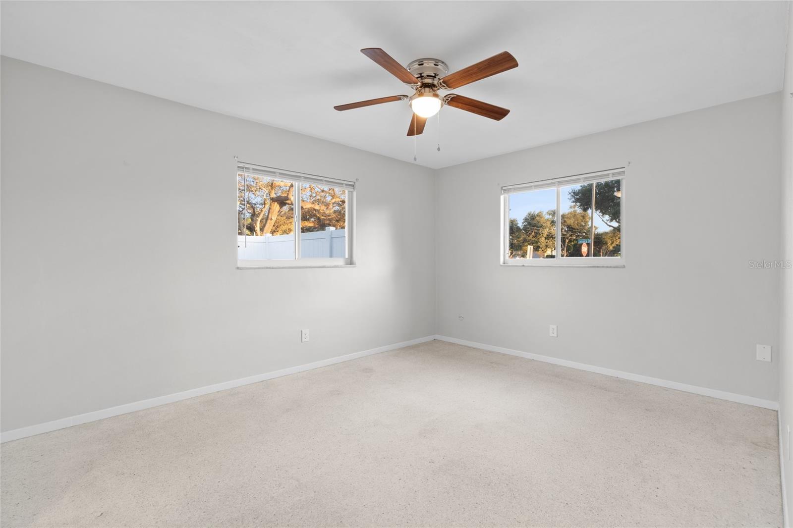 Image 20 of 40 For 13705 Jamaica Drive