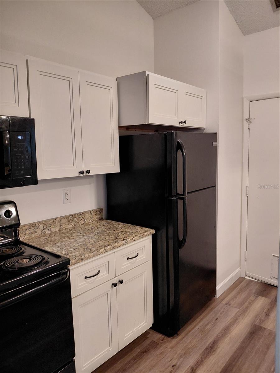 Image 14 of 35 For 2884 Cinnamon Bear Trail