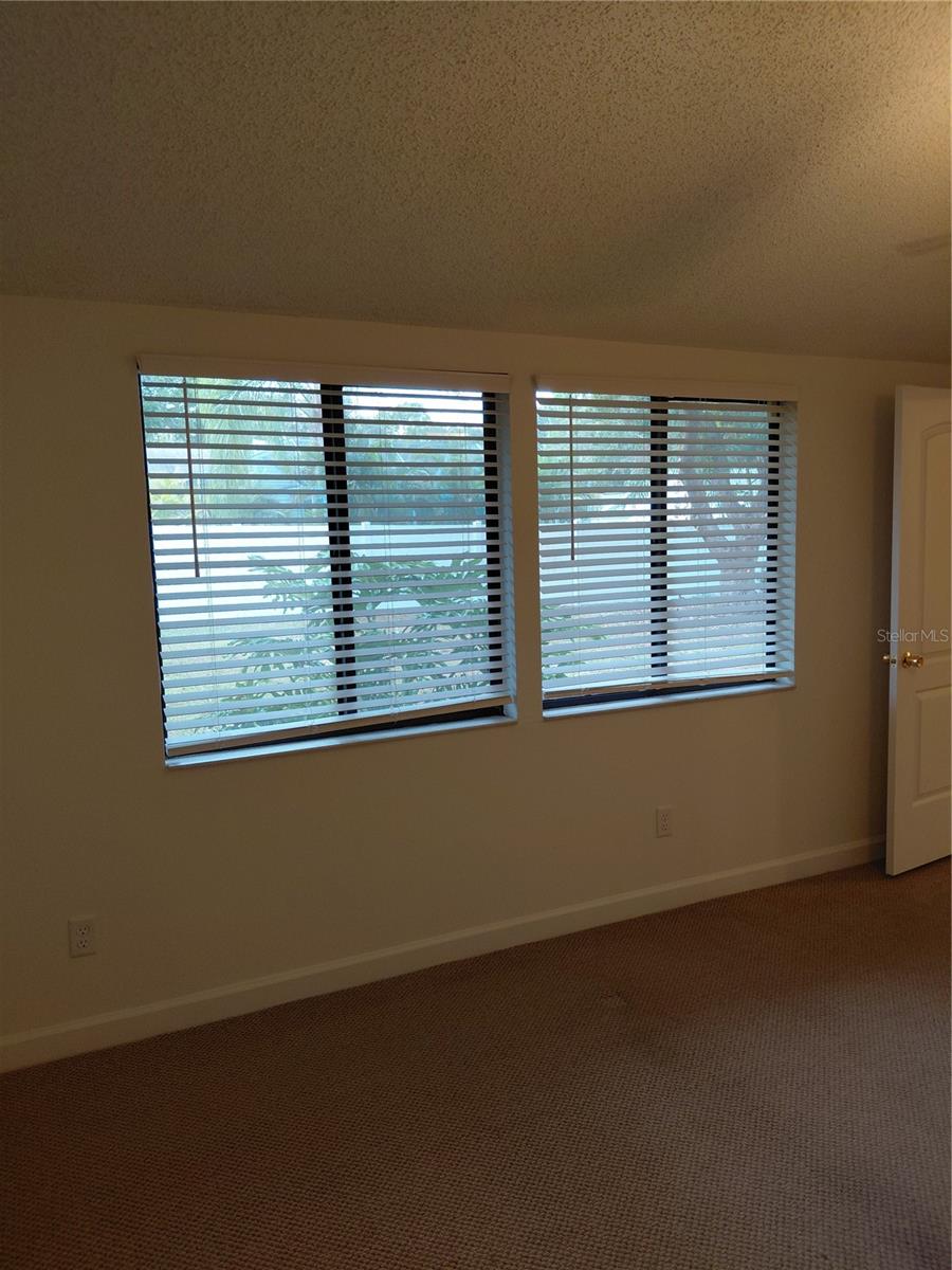 Image 21 of 35 For 2884 Cinnamon Bear Trail