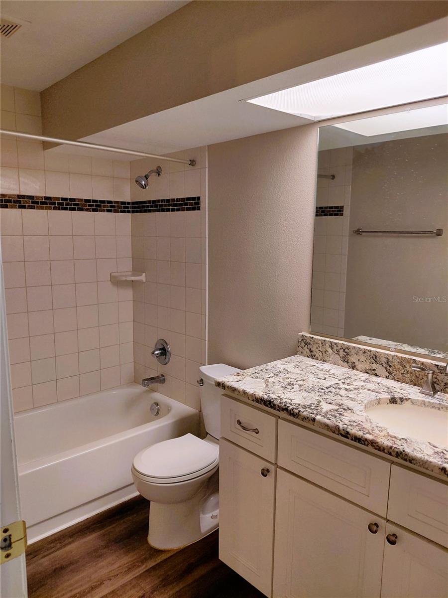 Image 25 of 35 For 2884 Cinnamon Bear Trail