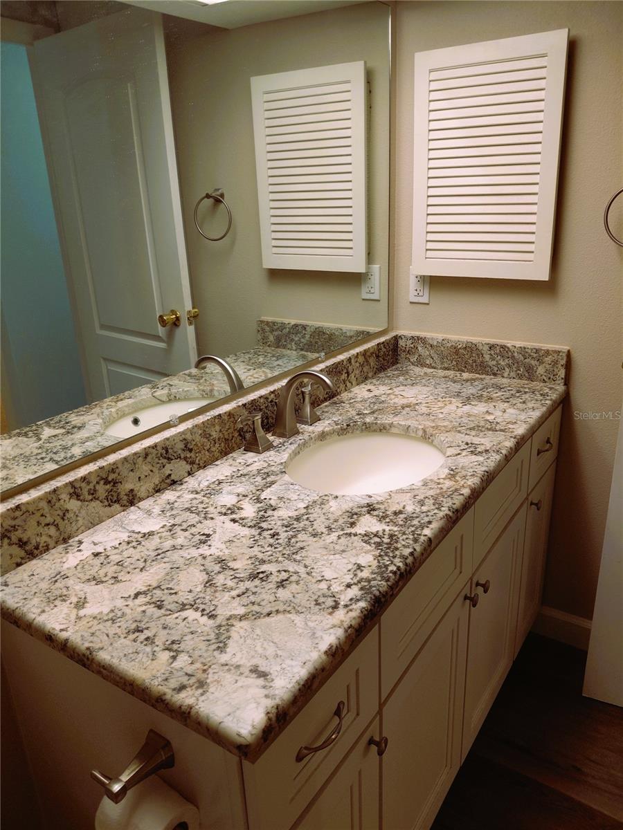 Image 26 of 35 For 2884 Cinnamon Bear Trail