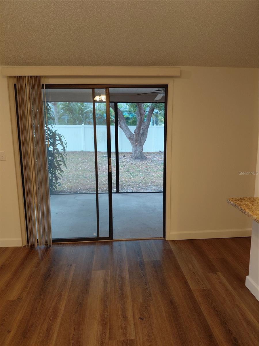 Image 29 of 35 For 2884 Cinnamon Bear Trail