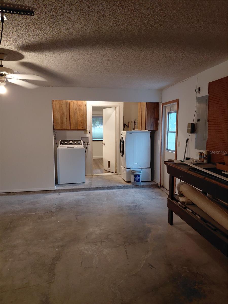 Image 34 of 35 For 2884 Cinnamon Bear Trail