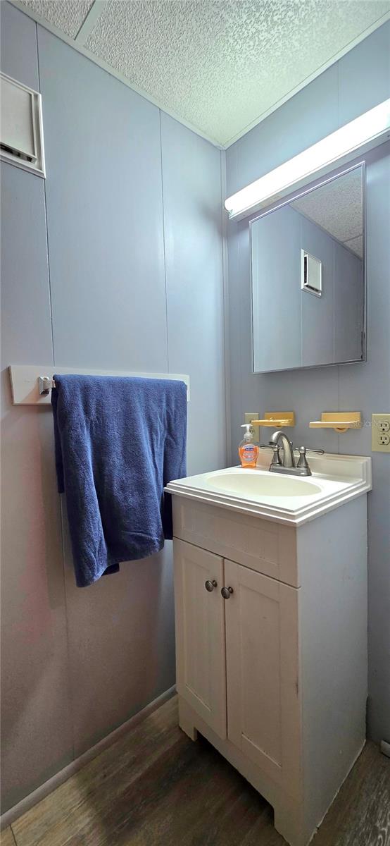 Image 13 of 67 For 37021 Karen Avenue