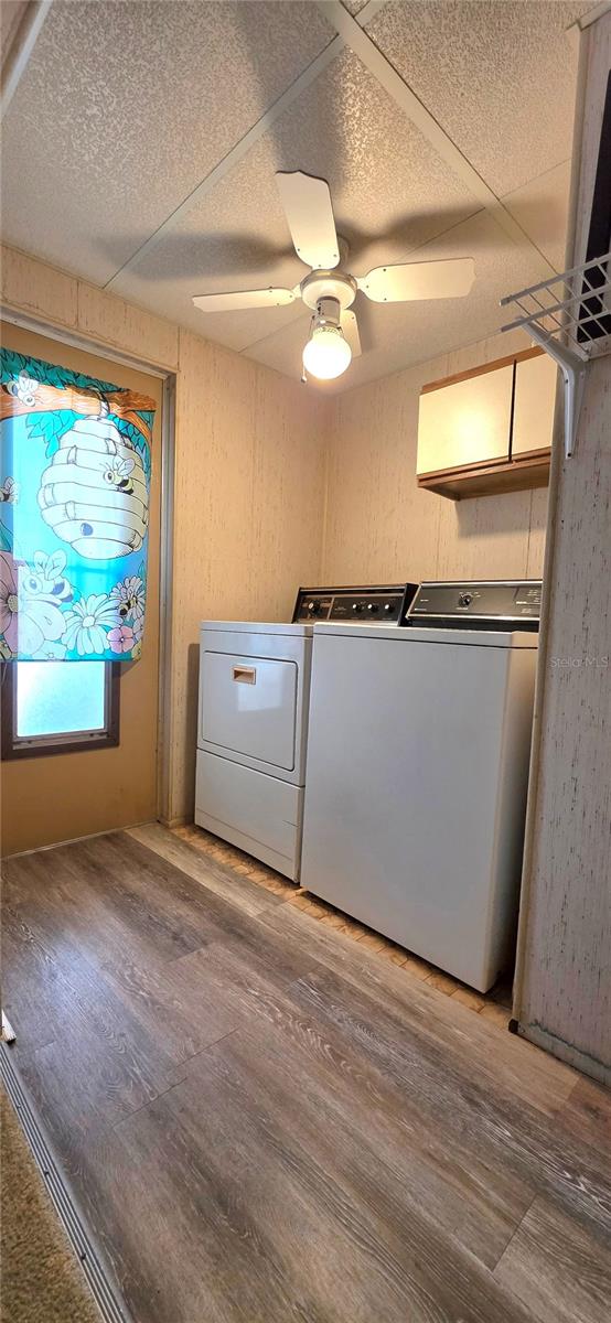 Image 14 of 67 For 37021 Karen Avenue