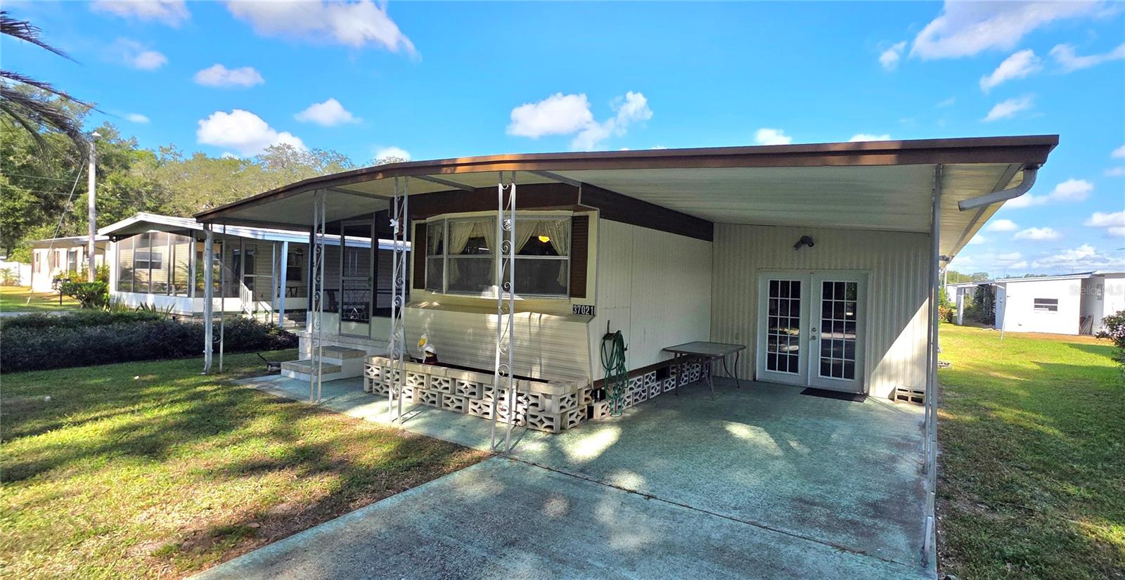 Image 2 of 67 For 37021 Karen Avenue