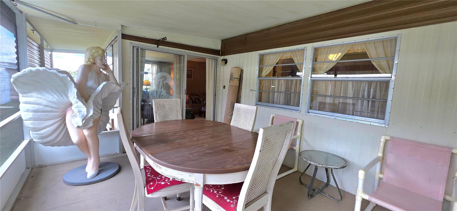 Image 35 of 67 For 37021 Karen Avenue