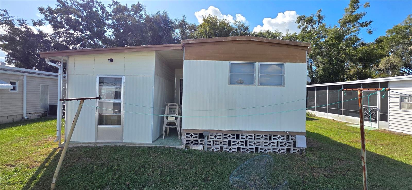 Image 4 of 67 For 37021 Karen Avenue