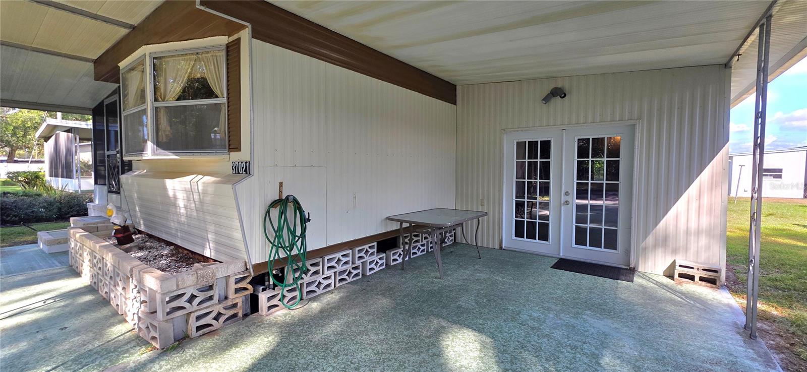 Image 7 of 67 For 37021 Karen Avenue