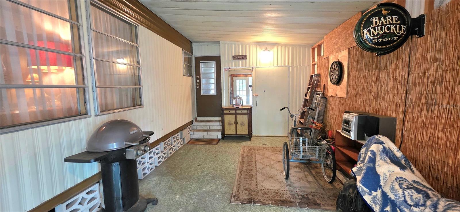 Image 8 of 67 For 37021 Karen Avenue