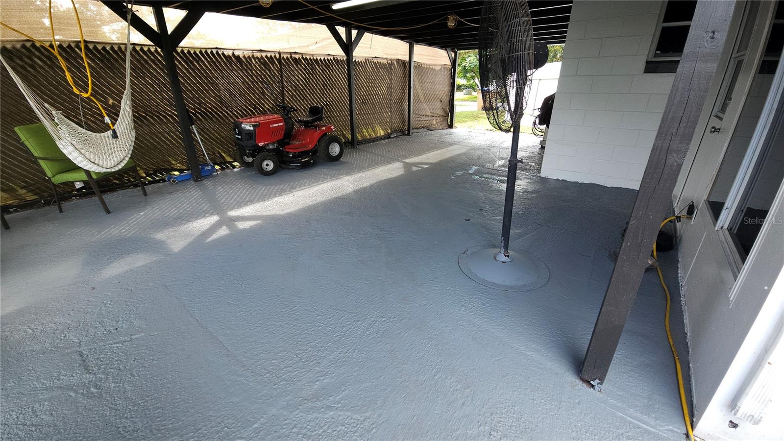 Image 20 of 22 For 305 Gardenia Road