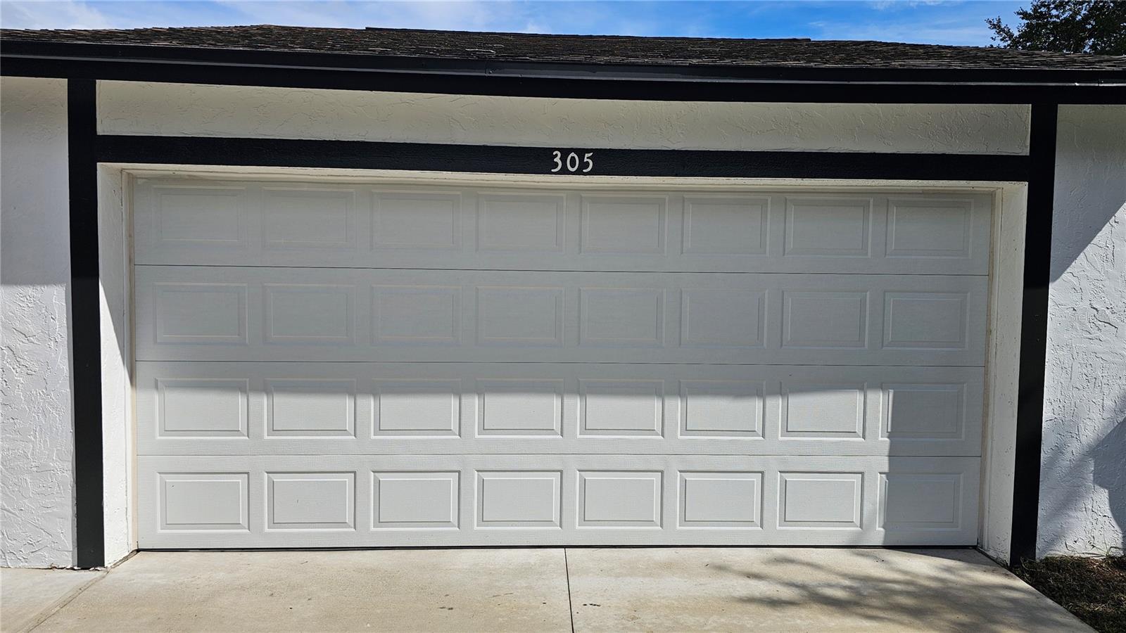 Image 24 of 30 For 305 Gardenia Road