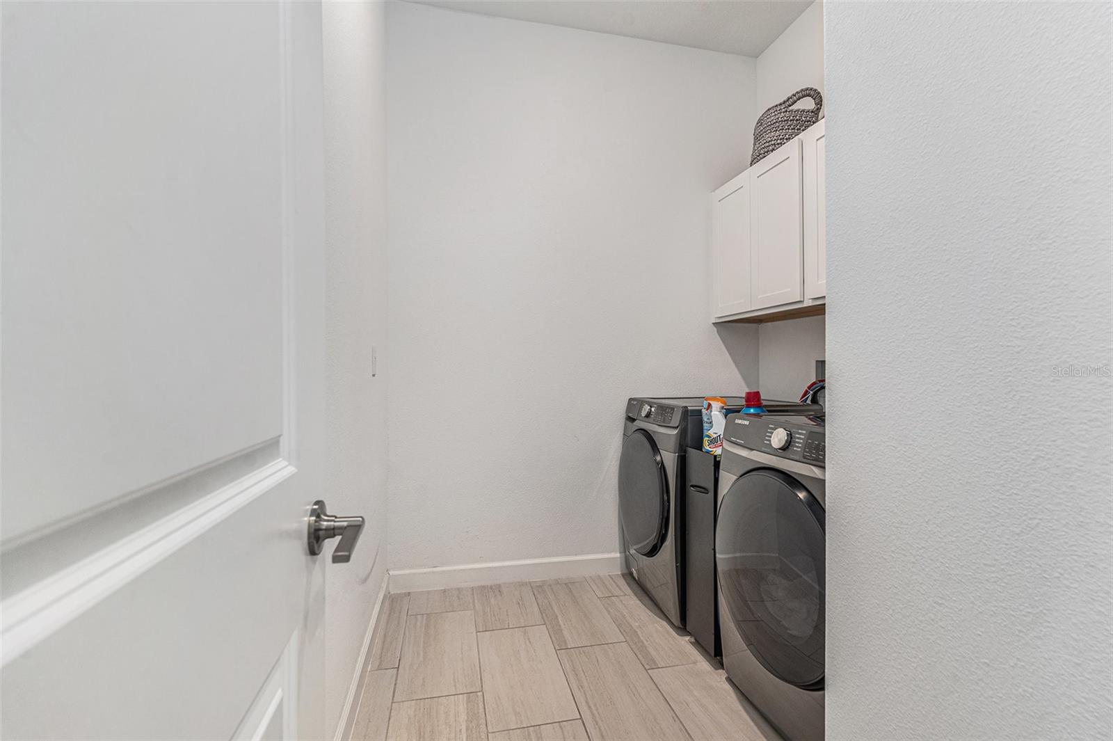 Image 30 of 50 For 17102 Star Banks Street