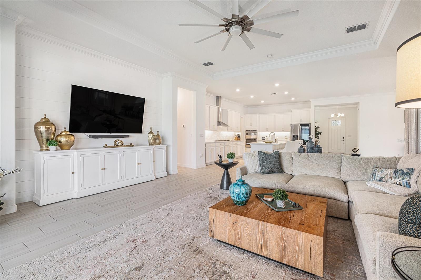 Image 33 of 50 For 17102 Star Banks Street