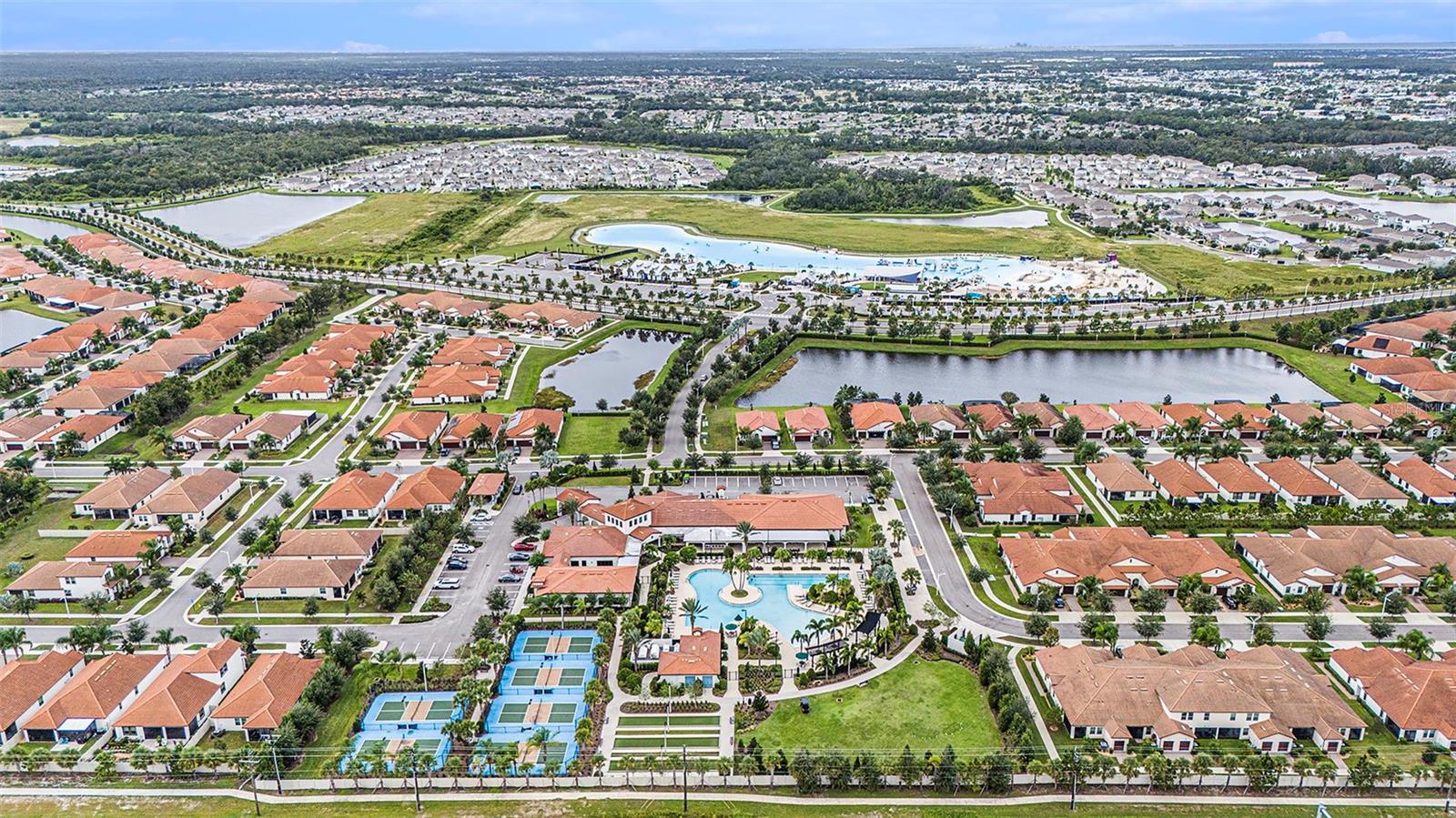 Image 5 of 50 For 17102 Star Banks Street