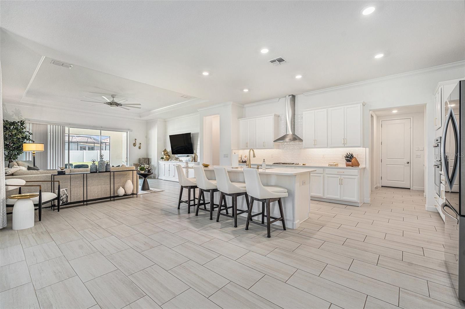 Image 8 of 50 For 17102 Star Banks Street