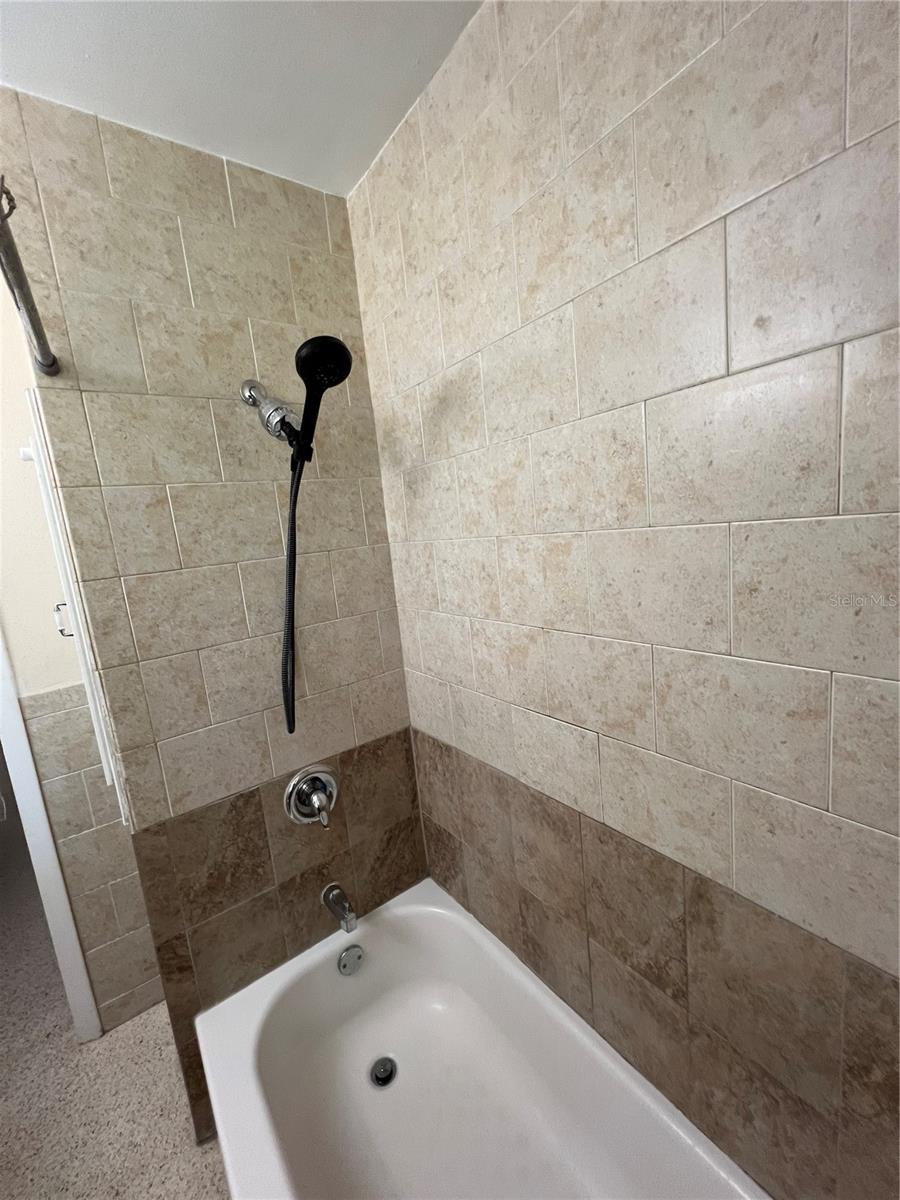 Image 11 of 19 For 1428 Oak Haven Drive