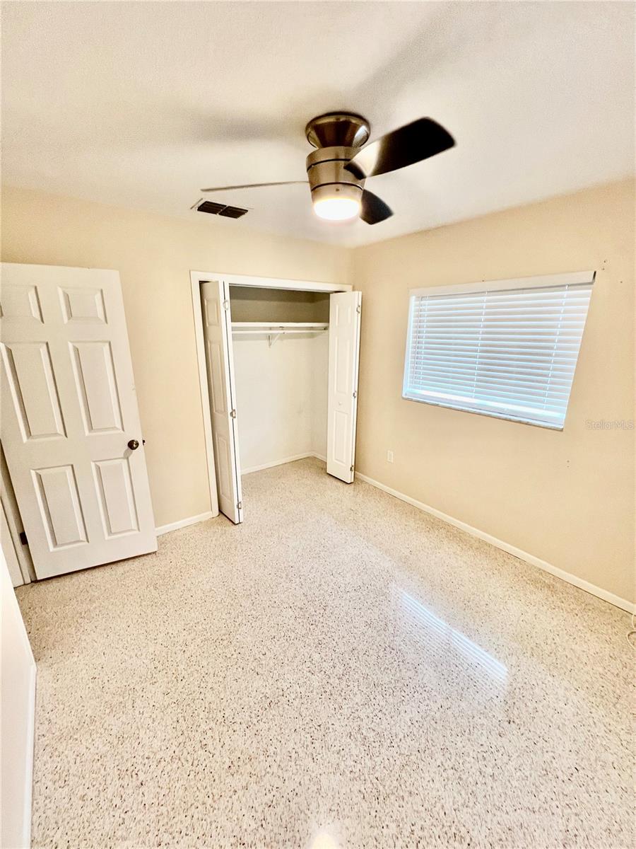 Image 9 of 19 For 1428 Oak Haven Drive