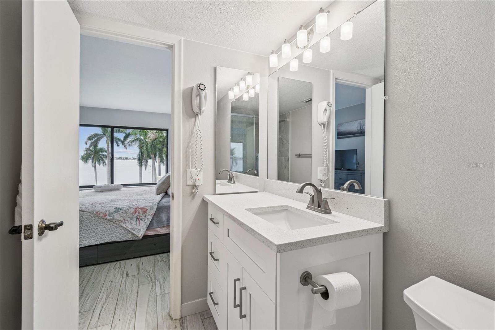 Image 24 of 41 For 6287 Bahia Del Mar Circle 313