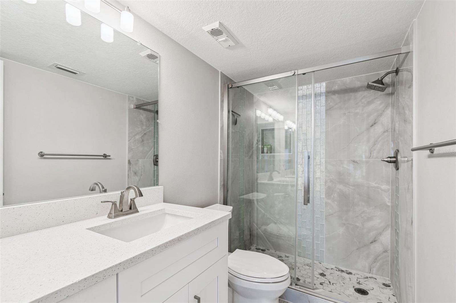 Image 25 of 41 For 6287 Bahia Del Mar Circle 313