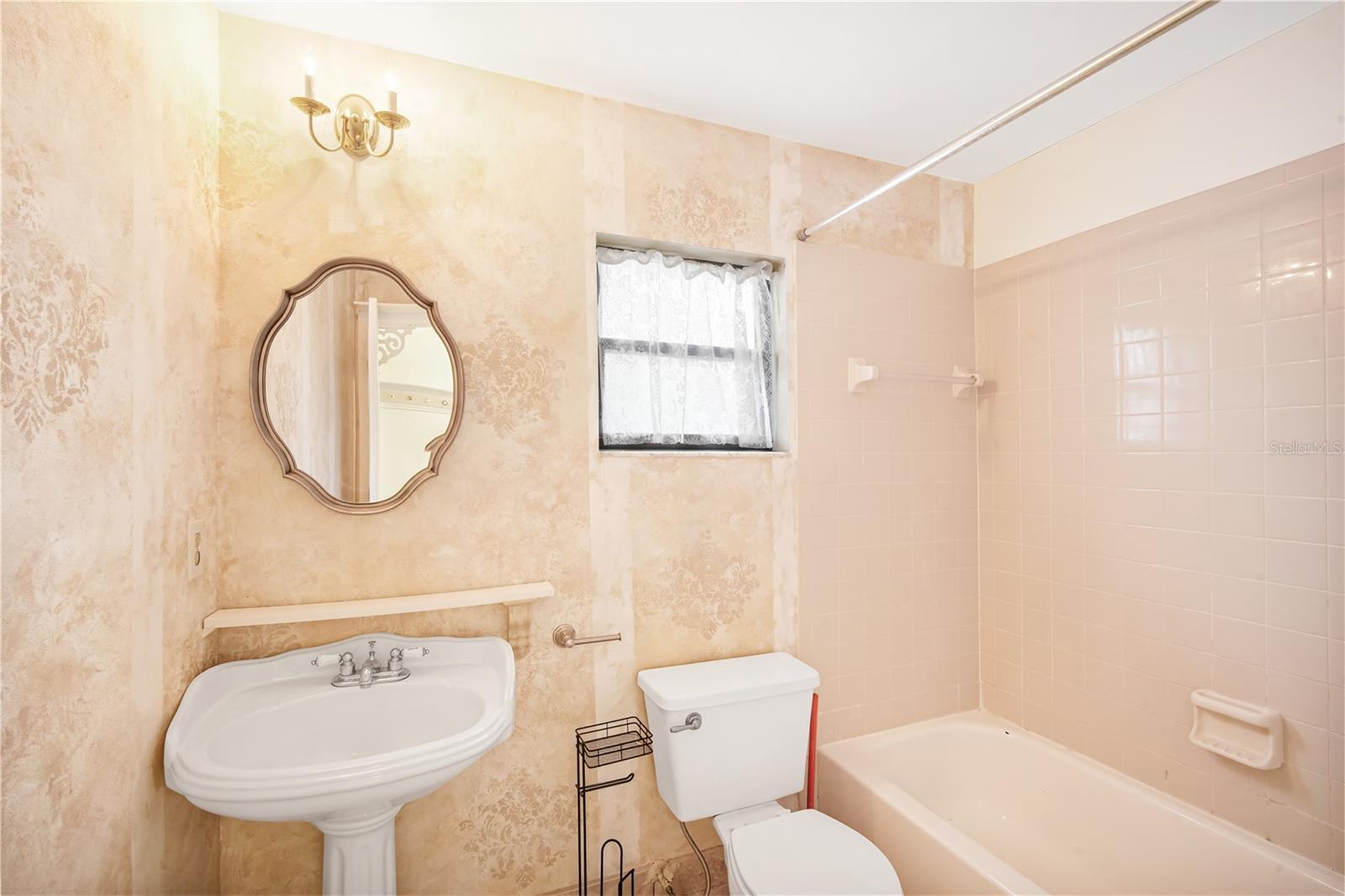 Image 13 of 24 For 12715 Trowbridge Lane