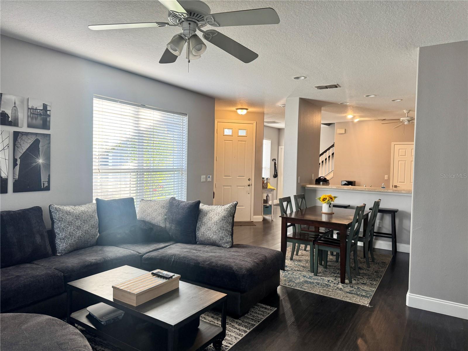 Image 10 of 45 For 10327 Willow Leaf Trail