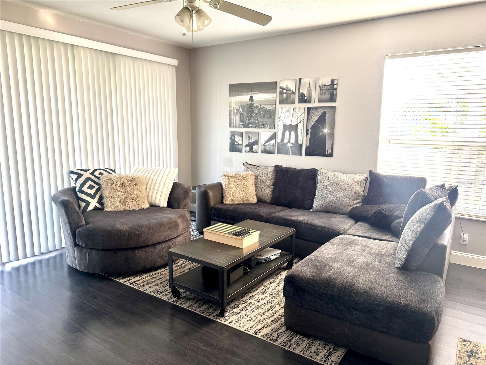 Image 12 of 45 For 10327 Willow Leaf Trail