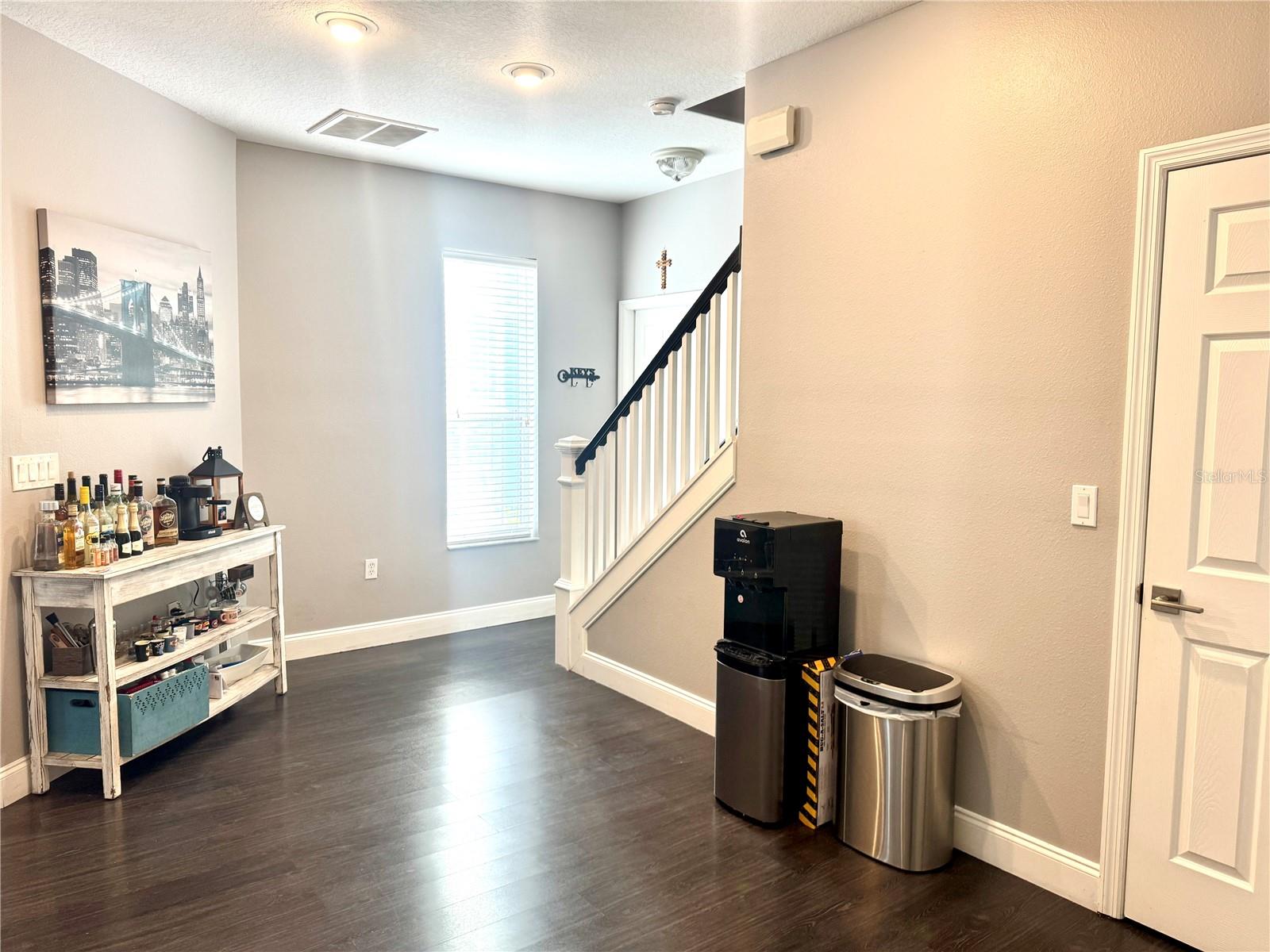 Image 16 of 45 For 10327 Willow Leaf Trail