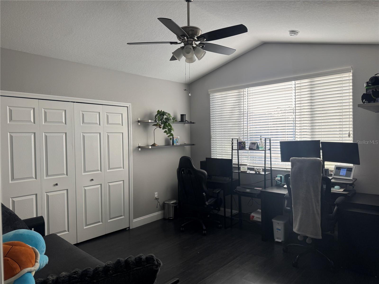 Image 20 of 45 For 10327 Willow Leaf Trail