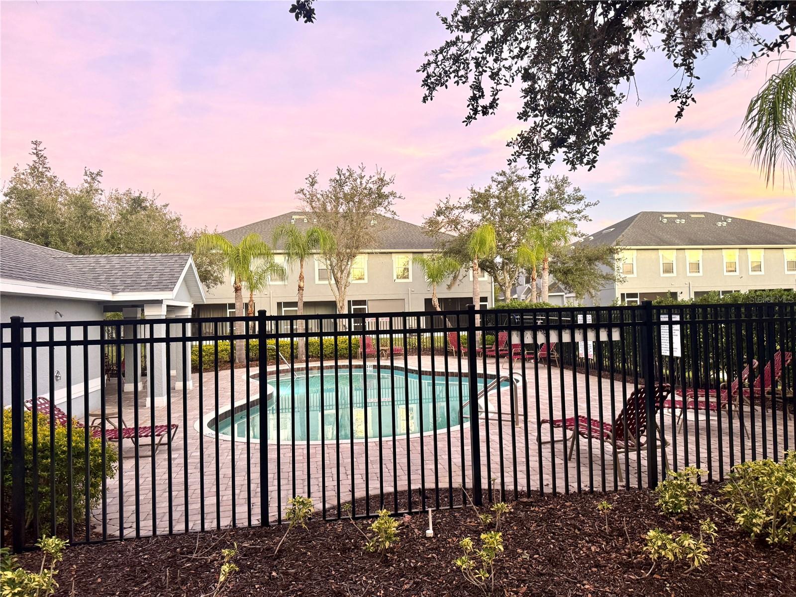 Image 39 of 45 For 10327 Willow Leaf Trail