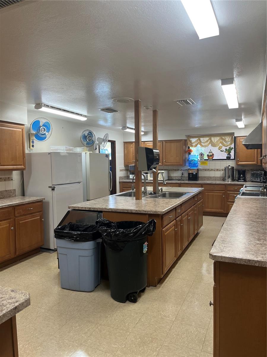 Image 23 of 25 For 10038 62nd Terrace N 23