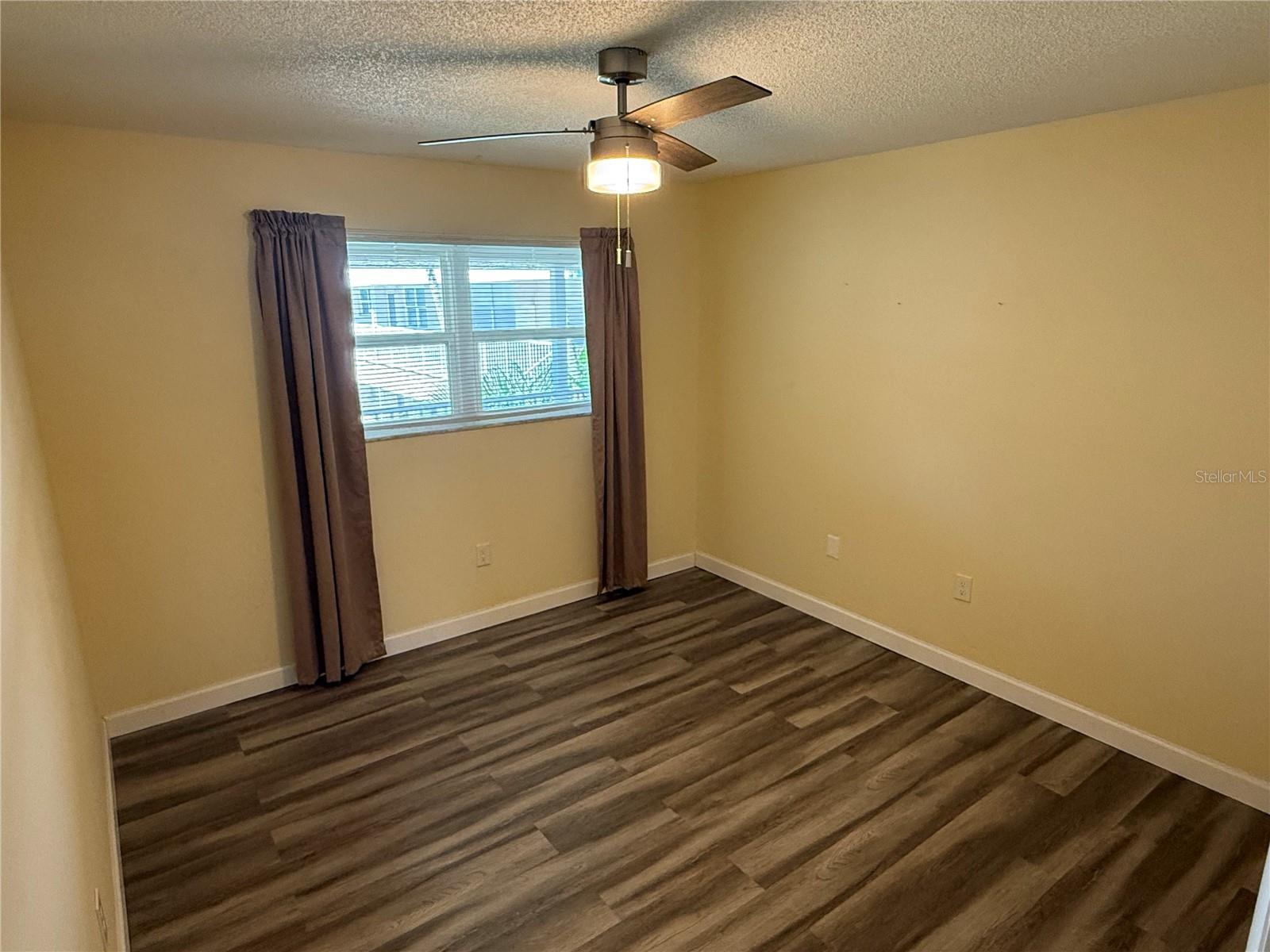 Image 4 of 25 For 10038 62nd Terrace N 23