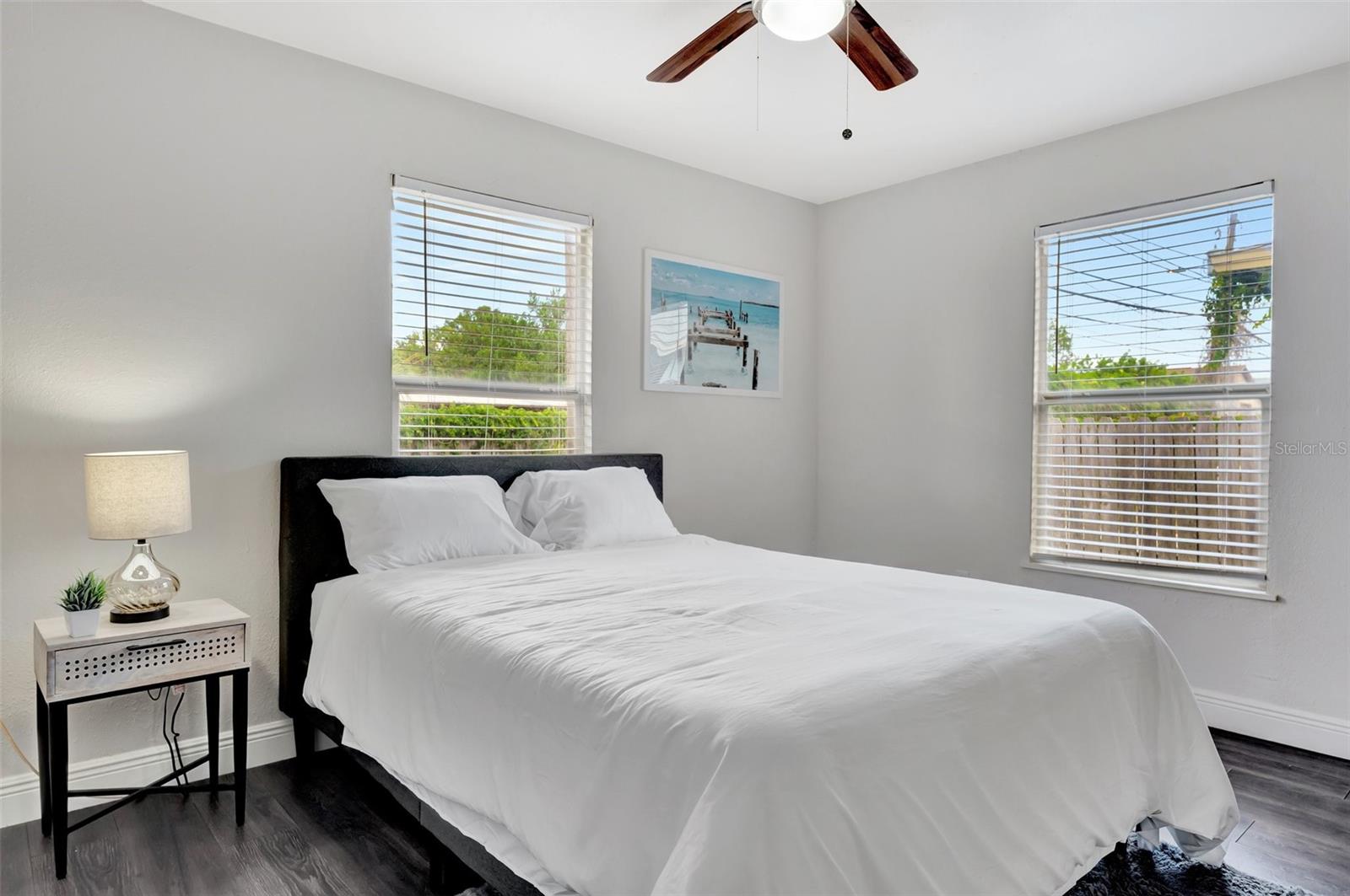 Image 13 of 20 For 2851 Emerson Avenue S