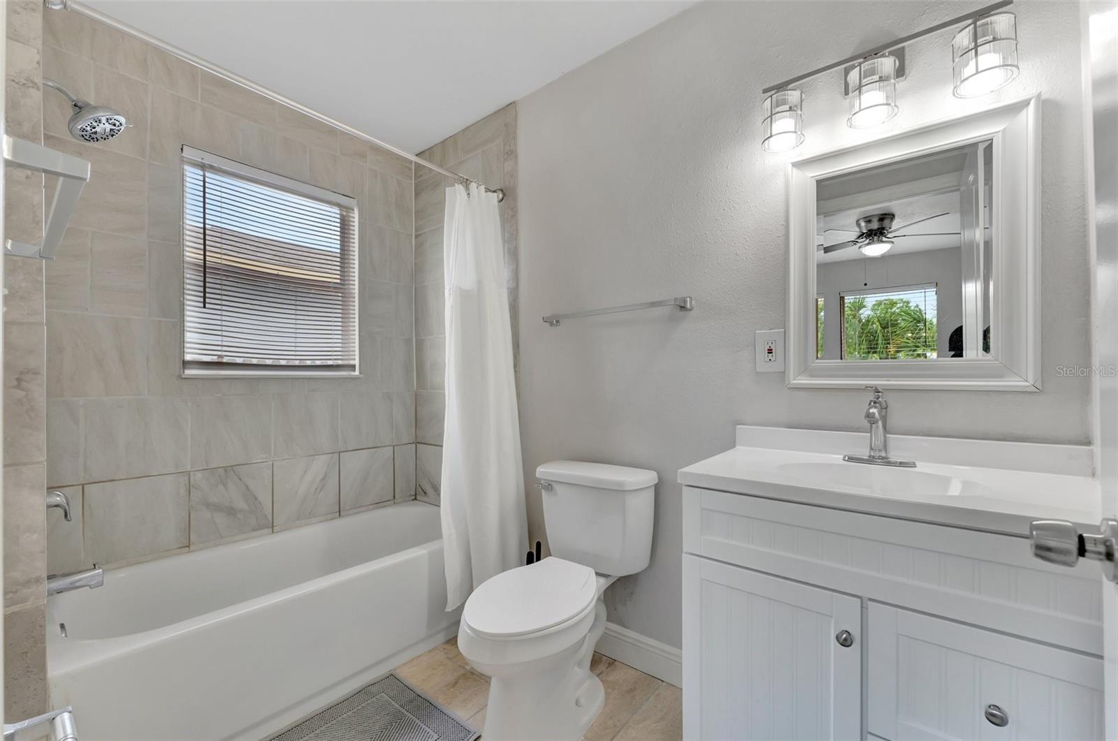 Image 15 of 20 For 2851 Emerson Avenue S